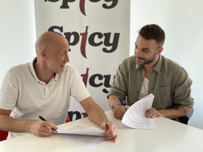 &Omicron; &Delta;&Eta;&Mu;&Eta;&Tau;&Rho;&Eta;&Sigma; &Kappa;&Alpha;&Rho;&Alpha;&Delta;&Eta;&Mu;&Omicron;&Sigma; &Sigma;&Tau;&Eta;&Nu; SPICY!